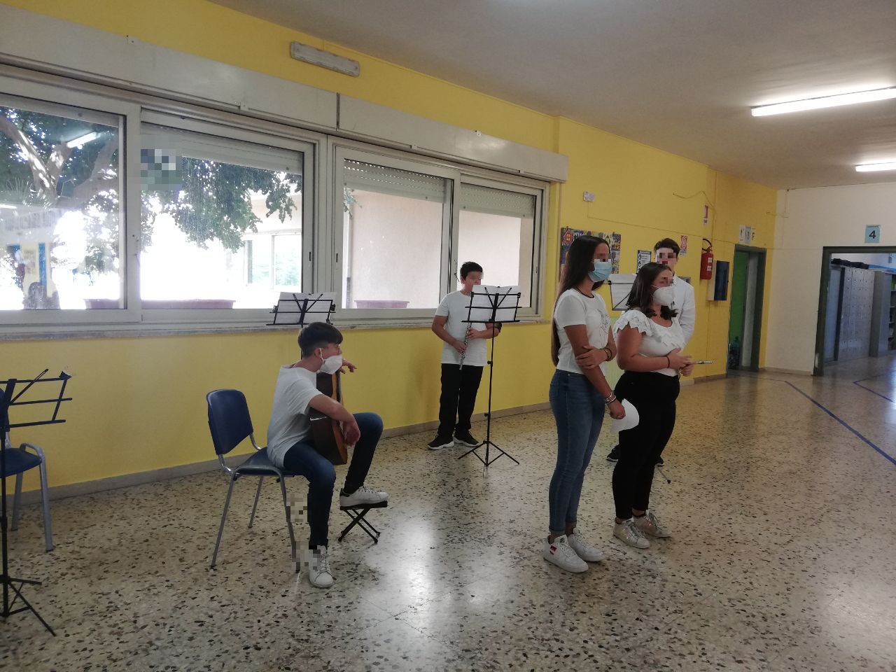 ensemble_flautichitarre_7_censored