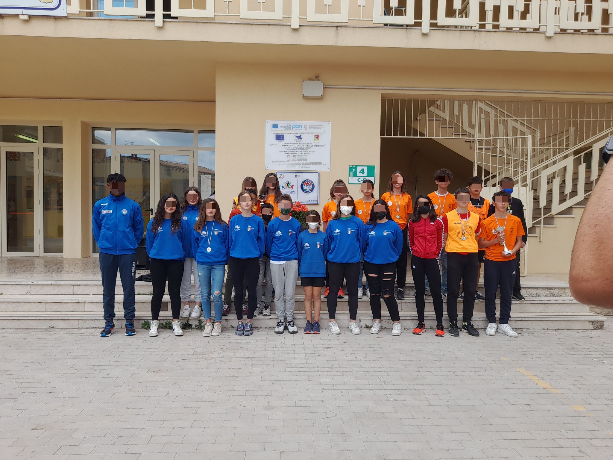 targa_Coni_-_finali_nazionali_atletica_2_censored_1